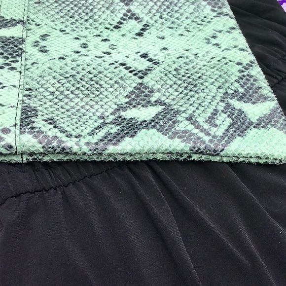 NWT $100 Laura Di Maggio | Leather Snake Print Clutch in Mint Green - Picture 6 of 8